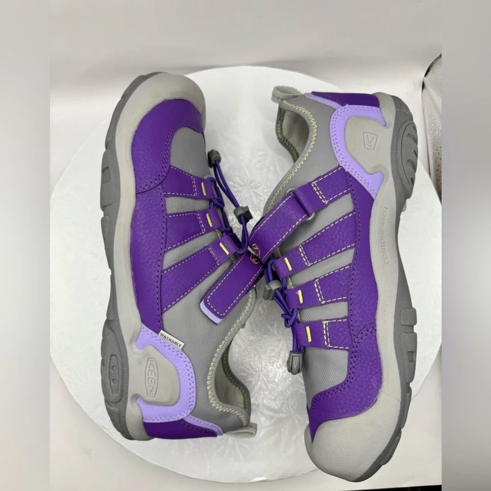 EUC Like New KEEN Knotch Hollow Women’s Size 7 Washable Purple Gray Hiking Shoes